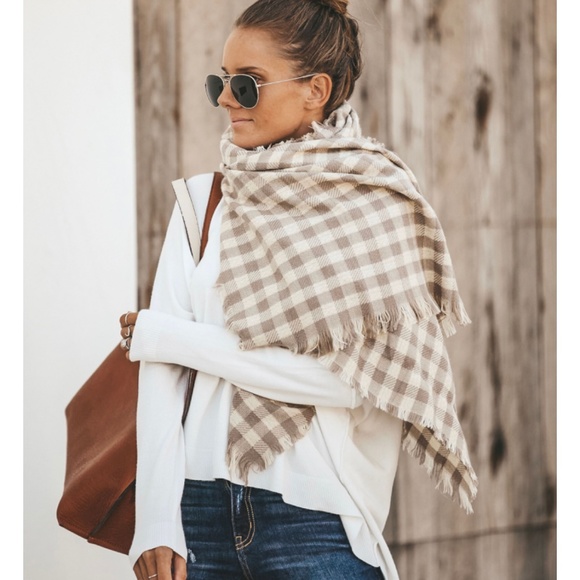 Plaid Blanket Scarf - Picture 6 of 8